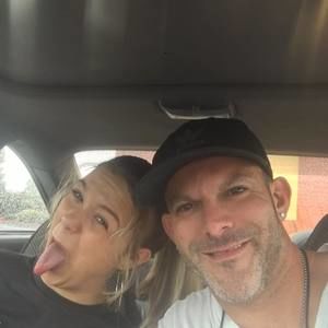 Meet your Posher, Dustino